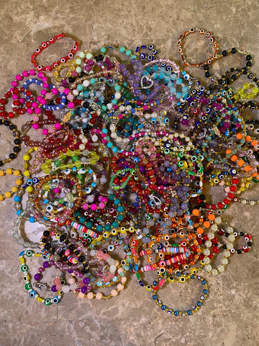 Mystery handmade bracelets bag (5 bracelets)