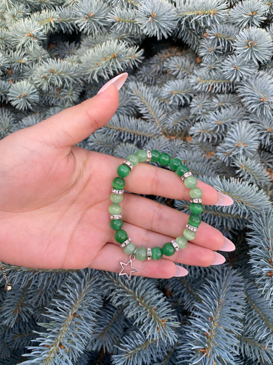 Handmade bracelet - Green with star